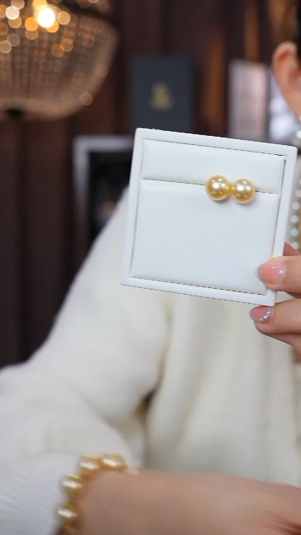 18K金镶嵌耳钉海水珍珠金珠9-10mm