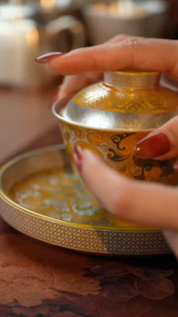 伏龙盖碗.............