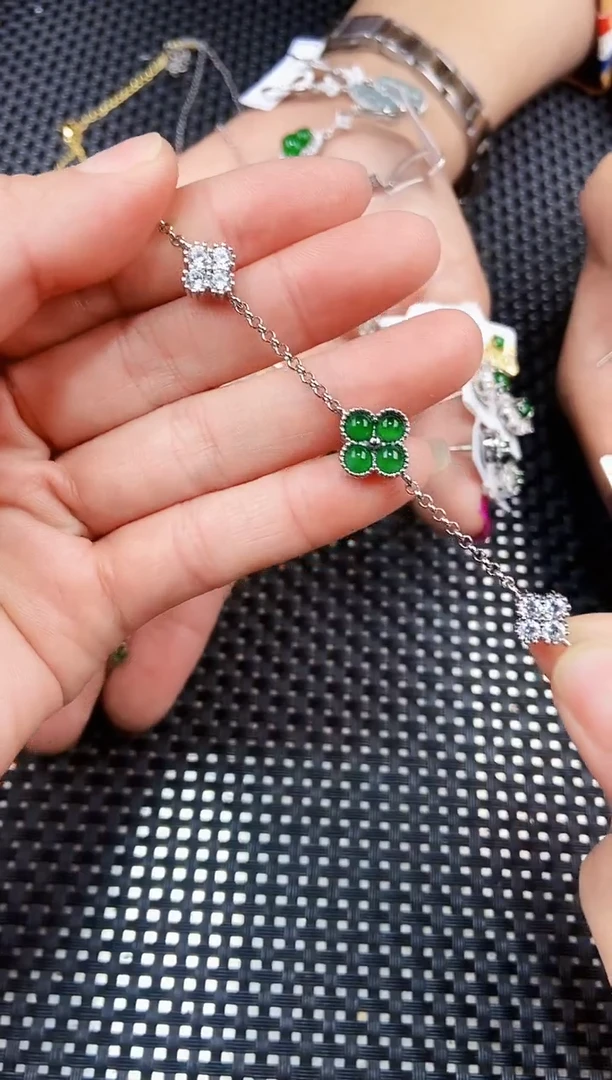 【闪购商品】翡翠手链未镶嵌11111111