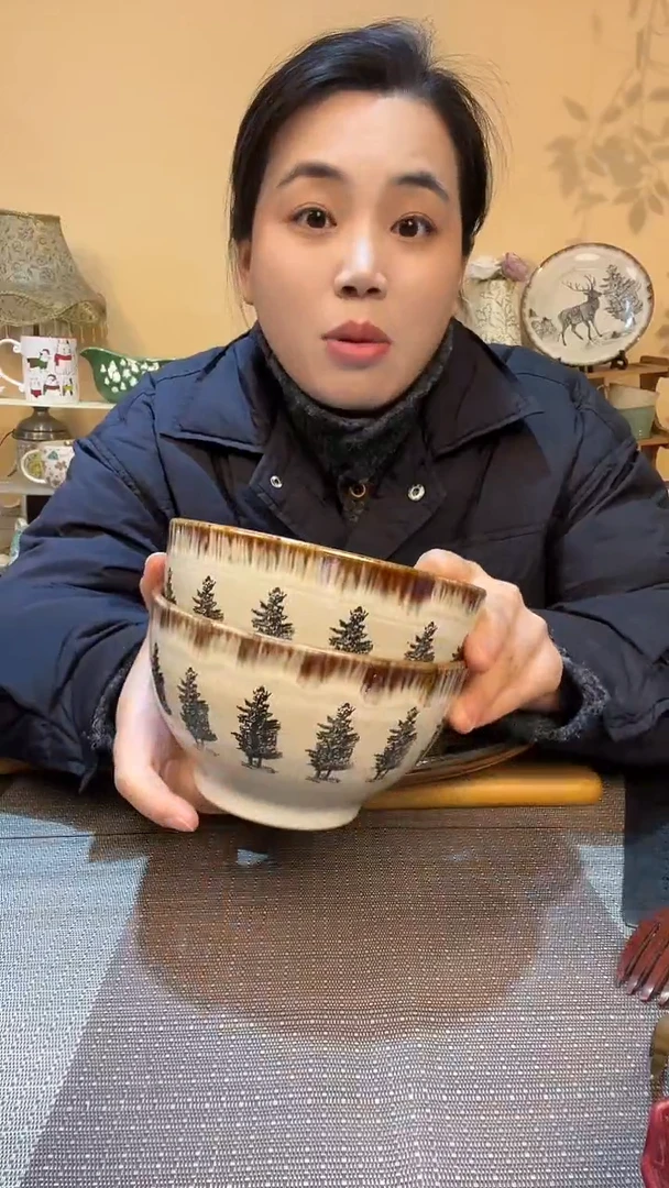 瓷片2个5.5英寸碗 微瑕介意勿拍