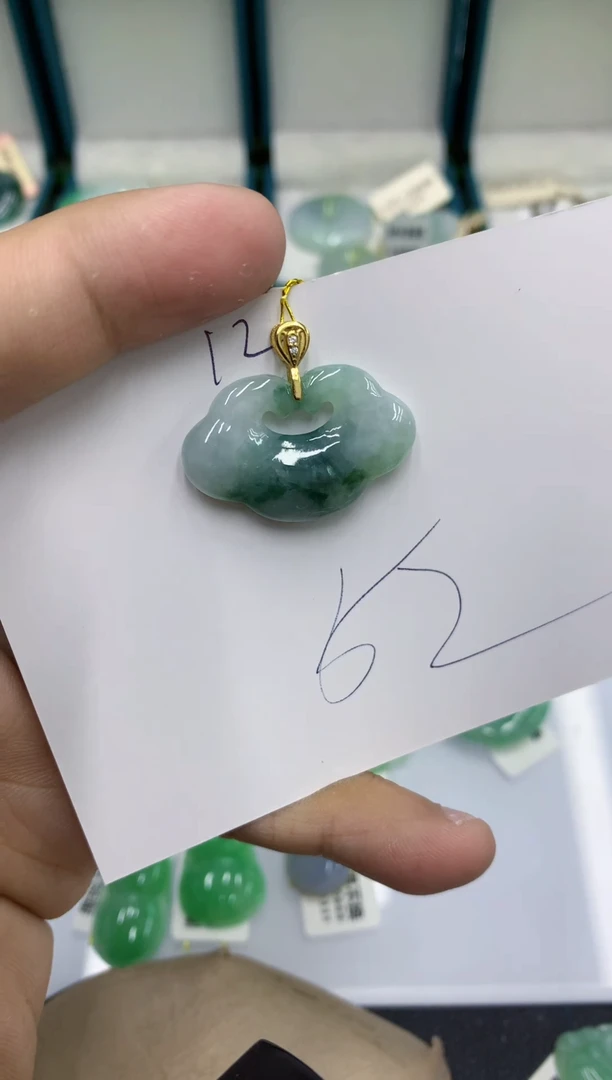 颈饰未镶嵌翡翠111111111