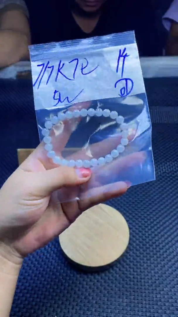 定制翡翠未镶嵌天然缅甸A货翡翠，多样性发货只发其一