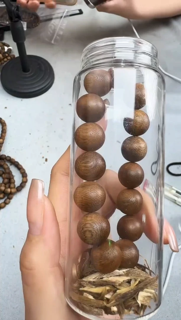 沉香沉香碎屑1.4黄油格圆静静沉香甄选多样性发一