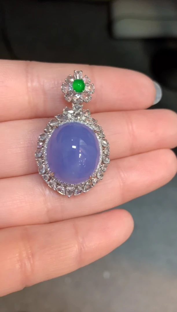 【闪购商品】翡翠颈饰18K金镶嵌紫罗兰大蛋面
