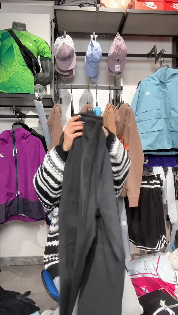 1608  编码 瑕疵款直播间过款为准 尺码