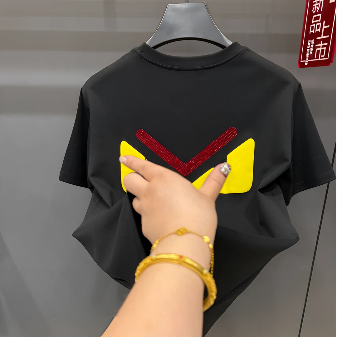 新（9902）2025新款时尚百搭轻奢日常流行舒适烫钻情侣短袖
