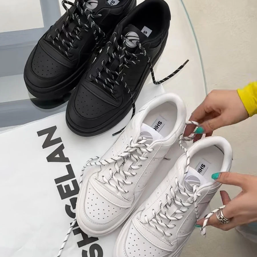 诗歌兰真皮女鞋2025春季新款时尚学院风舒适厚底板鞋休闲小白鞋潮