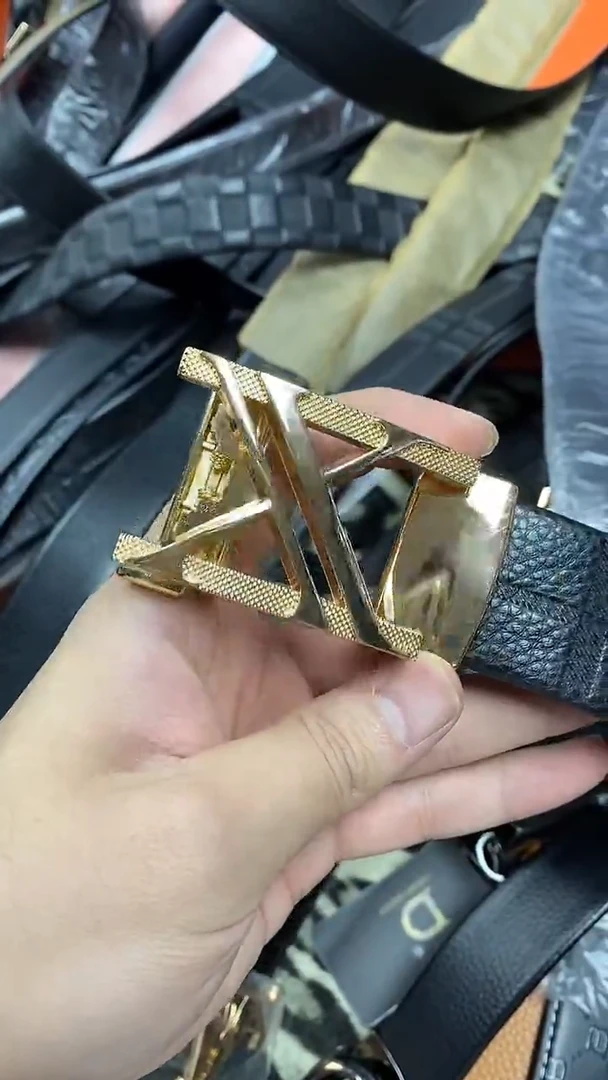 2025新款男士T经典时尚百搭商务自动扣皮带