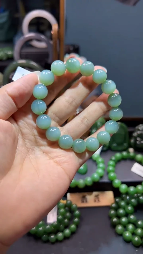 手链未镶嵌和田玉（碧玉）1