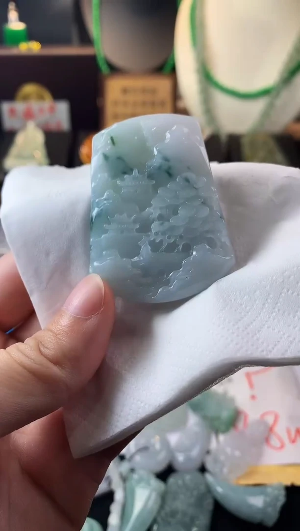 未镶嵌定制翡翠心***零毛货不退不换