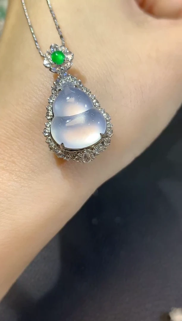 翡翠18K金镶嵌吊坠(不含链)A72