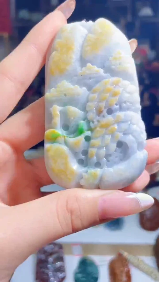 翡翠未镶嵌吊坠(不含链)D57