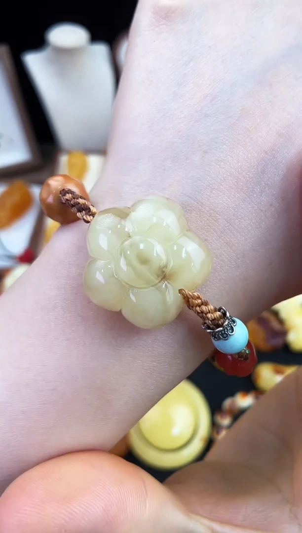 琥珀未镶嵌珠宝奇石柒月