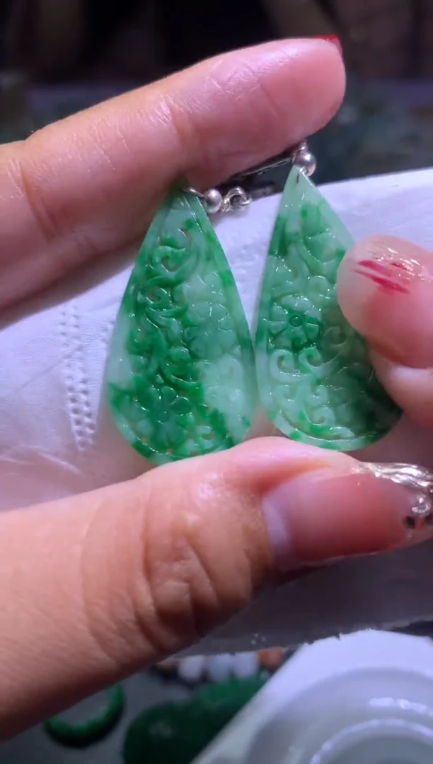 【闪购商品】定制翡翠未镶嵌毛货