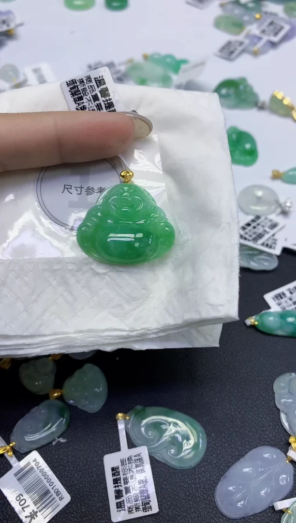 颈饰18K金镶嵌翡翠天然缅甸翡翠A货百元以上9元证书费自理