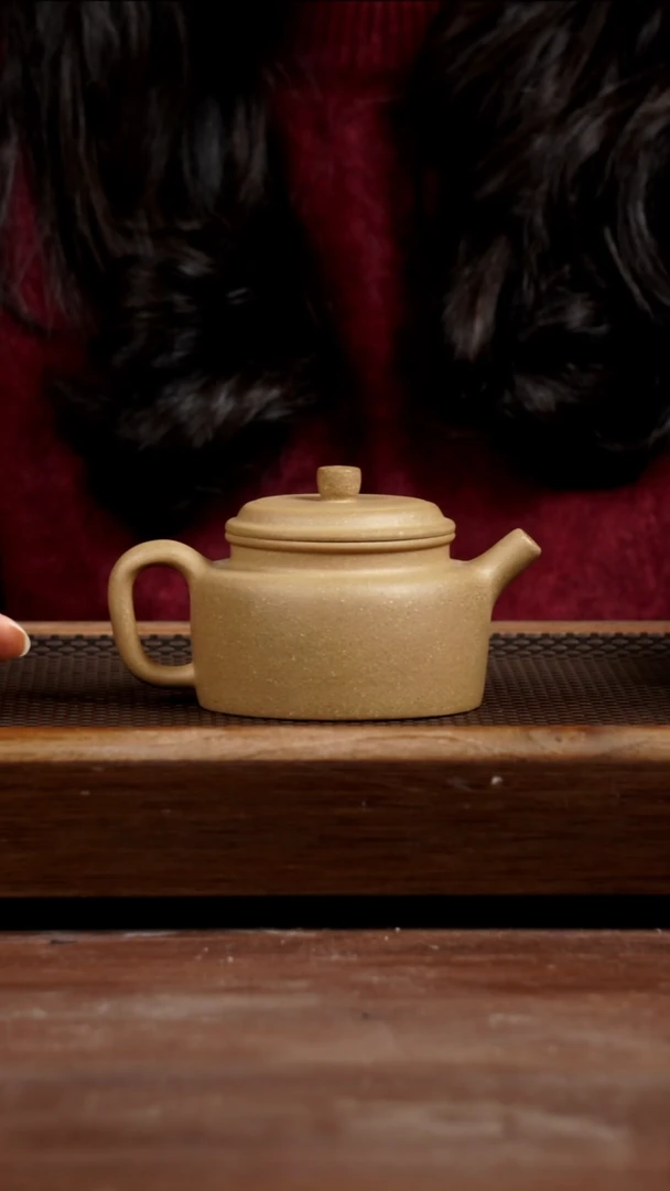 茶壶紫砂舅妈壶四号井墨绿泥德钟225CC