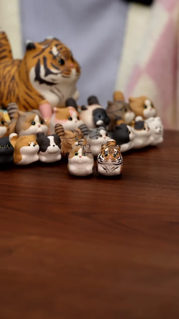 紫砂摆件mjh的两只迷你