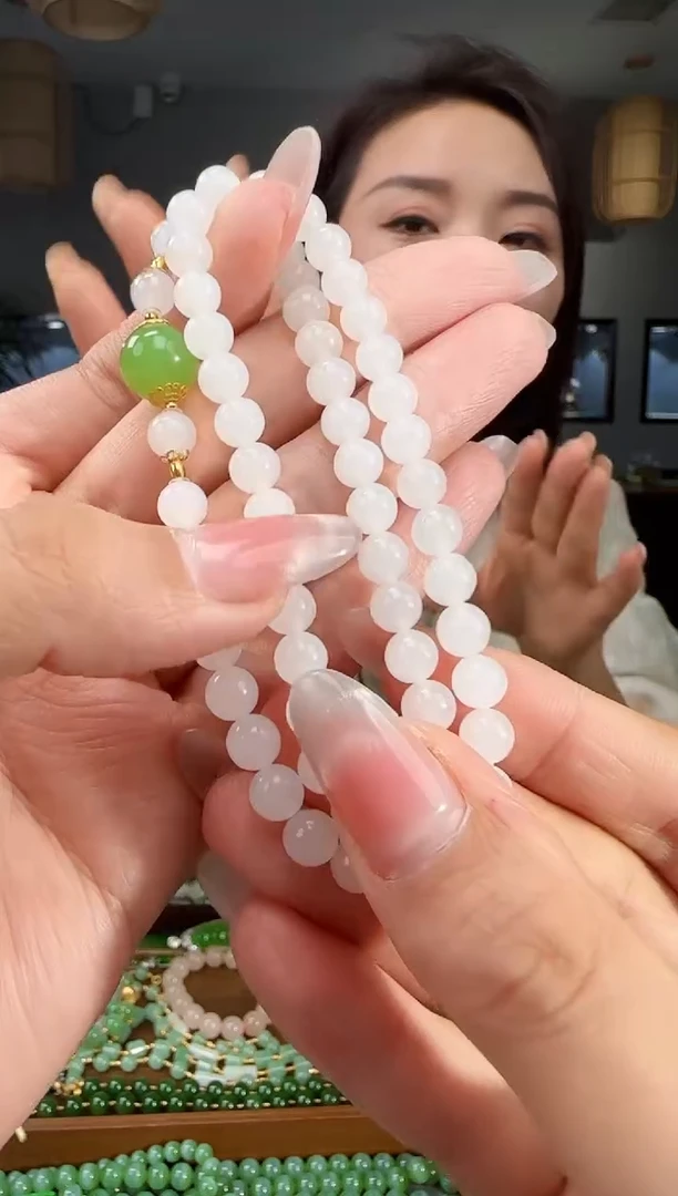 未镶嵌手链和田玉1
