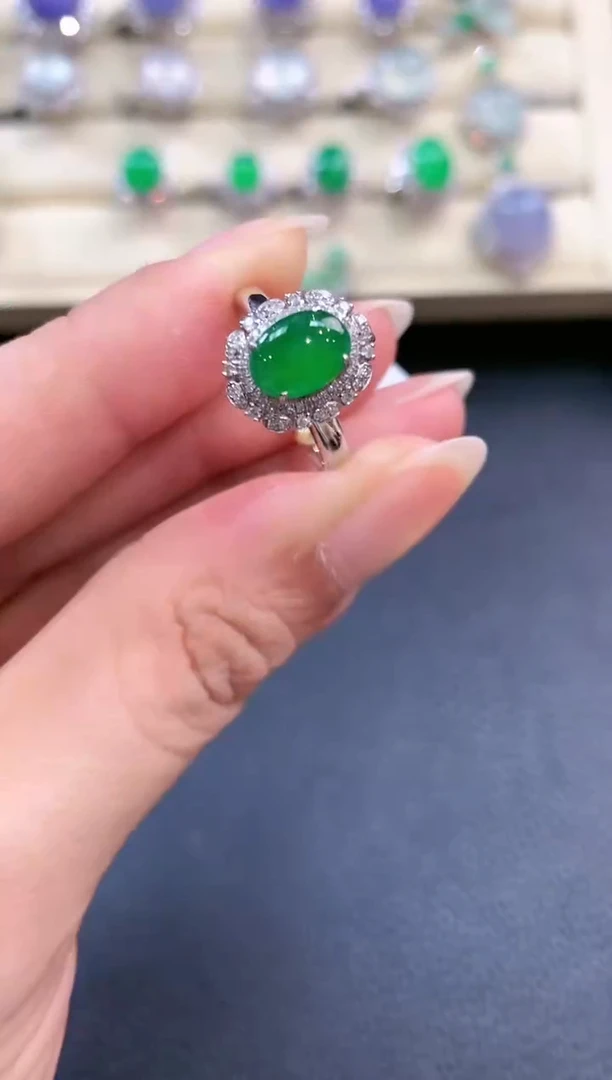 【闪购商品】翡翠戒指18K金镶嵌b72