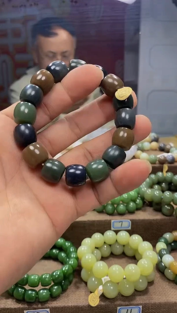 【闪购商品】和田玉手链未镶嵌，