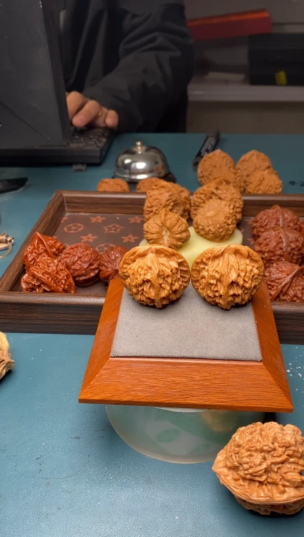 把件文玩核桃天地b489