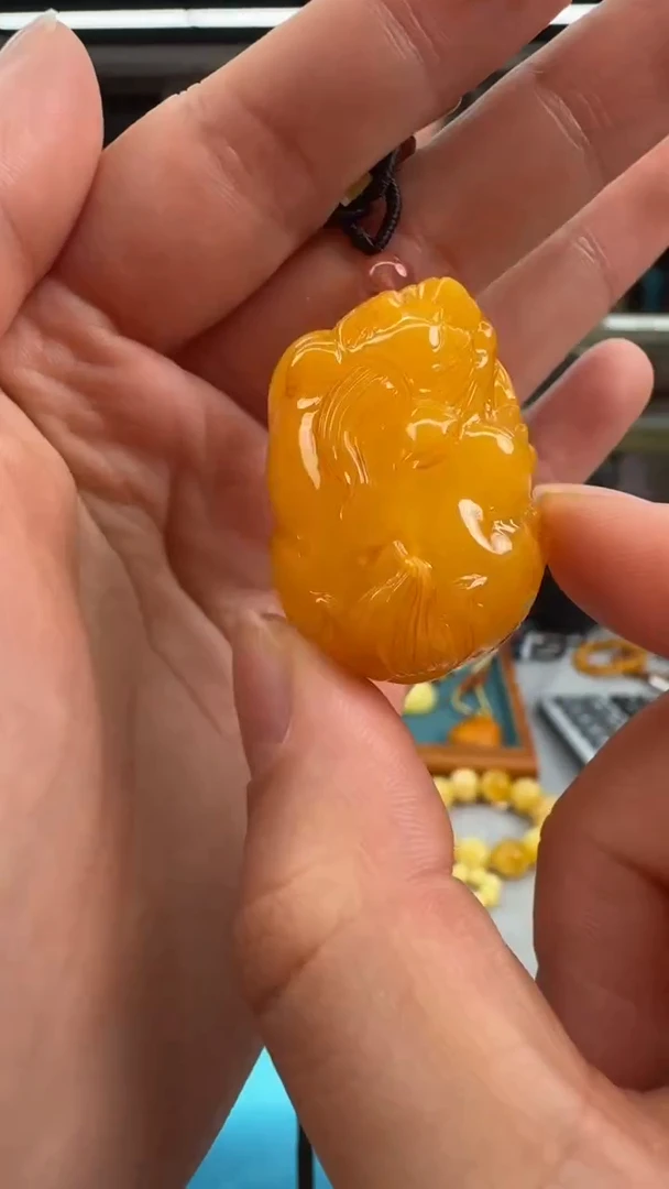 【闪购商品】琥珀颈饰未镶嵌秒拍号054