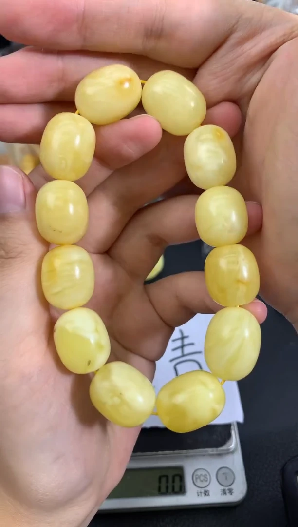 蜜蜡未镶嵌珠宝奇石1