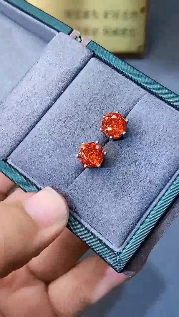 【闪购商品】石榴石（芬达石）耳饰银S925镶嵌687