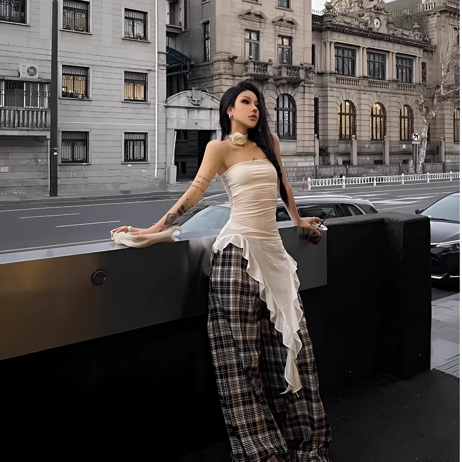 直播【001-200】- 网红辣妹短款T恤显瘦修身紧身ins设计感夏季时尚