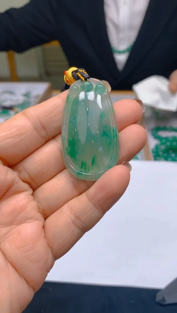 【闪购商品】石英质玉颈饰未镶嵌冰美人非洲翠063