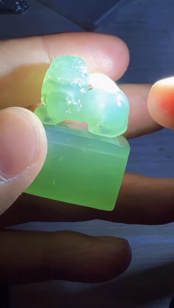 未镶嵌定制翡翠翡翠摆件