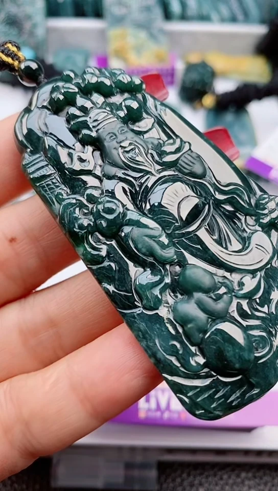 【闪购商品】翡翠颈饰未镶嵌