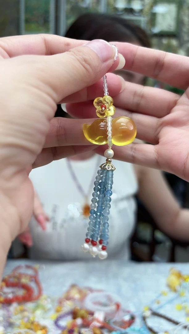 琥珀吊坠(不含链)未镶嵌【 多样性发一 】
