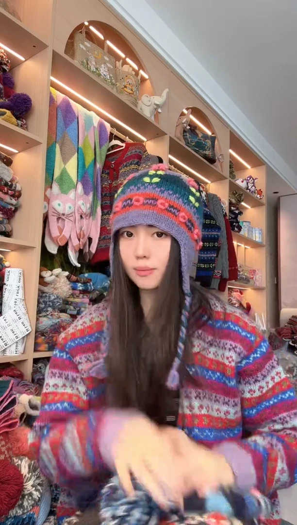 羊毛紫色护耳帽