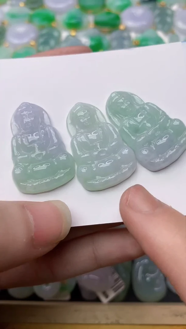 【闪购商品】翡翠颈饰未镶嵌12  多样性发其一