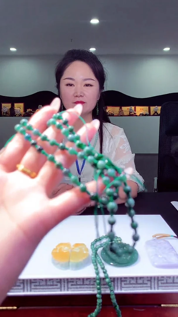 定制翡翠未镶嵌天然翡翠(拍一发二）