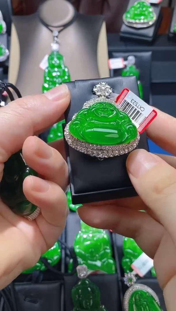 【闪购商品】翡翠颈饰未镶嵌天然A货翡翠z27