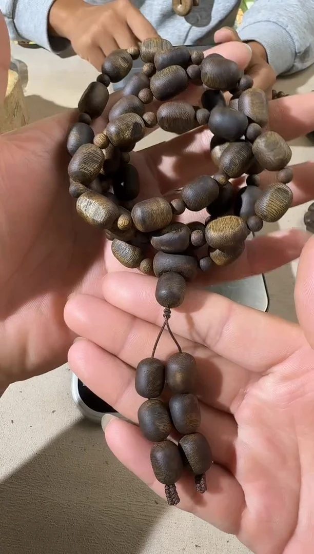 沉香手串【收藏级沉水】1.2留疤多圈76g+多样性发一条