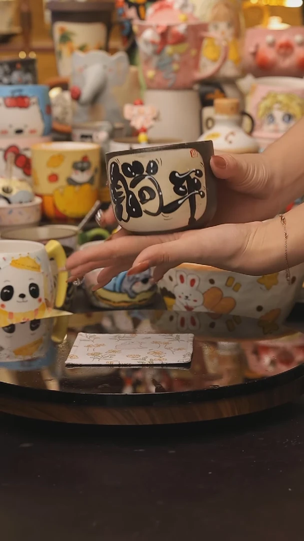 景德镇釉下彩绘设计师款式陶瓷