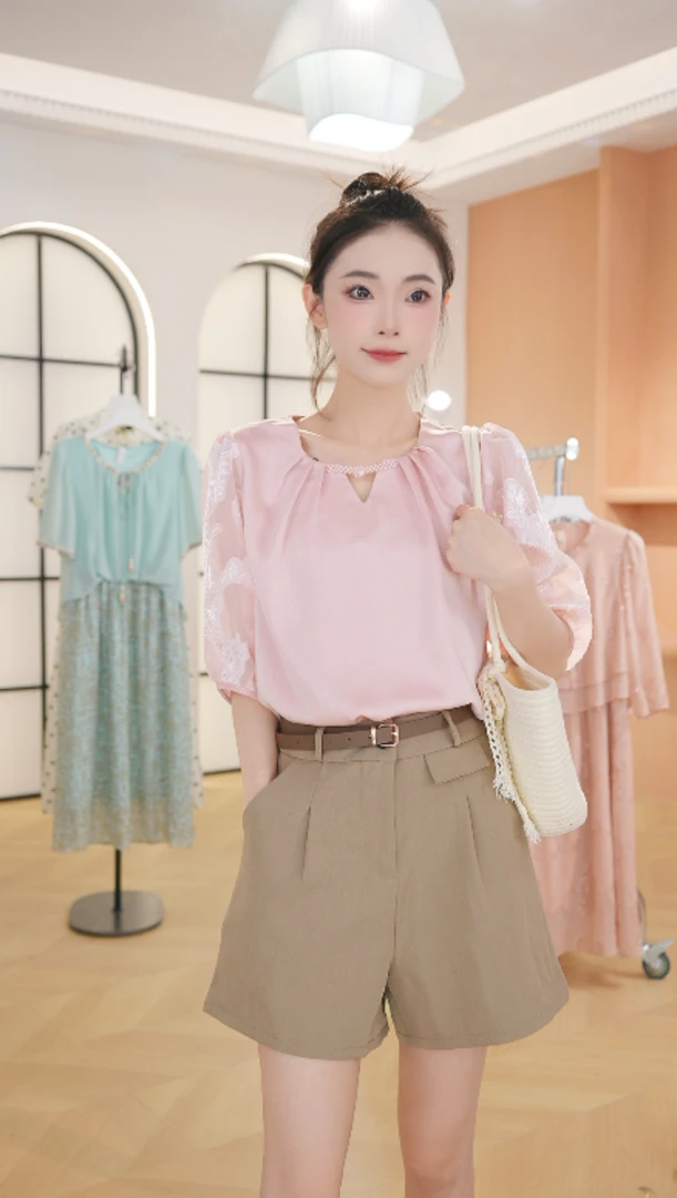 Z8255春夏衬衣女士高端时尚洋气百搭宽松V领衬衫女