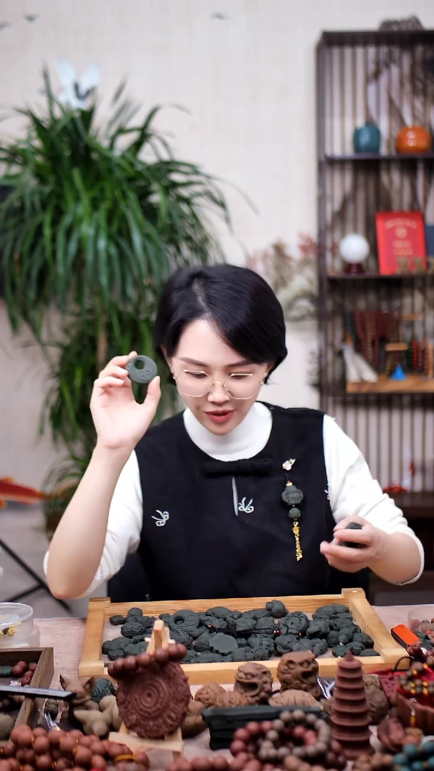 木蓝风铃香方小福袋