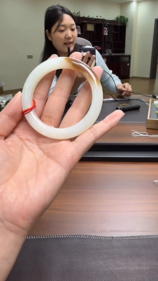 颈饰未镶嵌和田玉手镯58