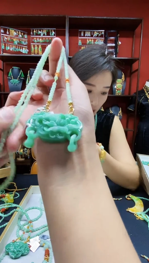 颈饰未镶嵌翡翠翡翠吊坠