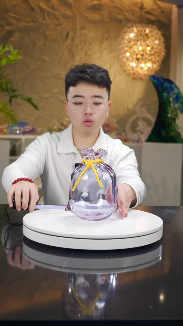 摆件金紫色钱袋子