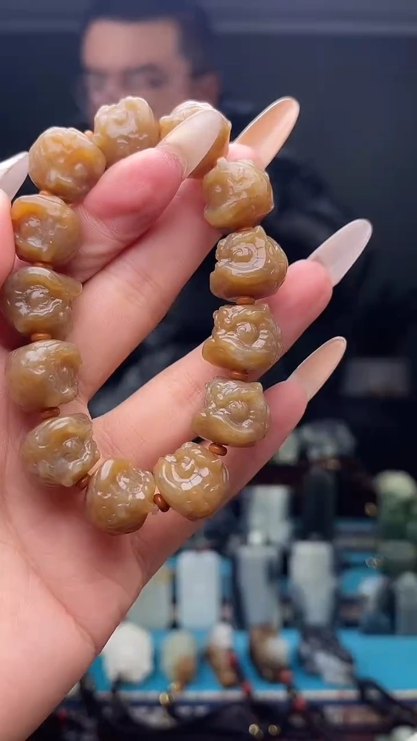 未镶嵌和田玉挂件1