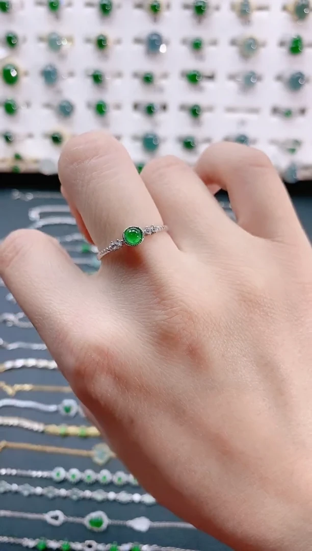 【闪购商品】翡翠戒指银S925镶嵌天然翡翠