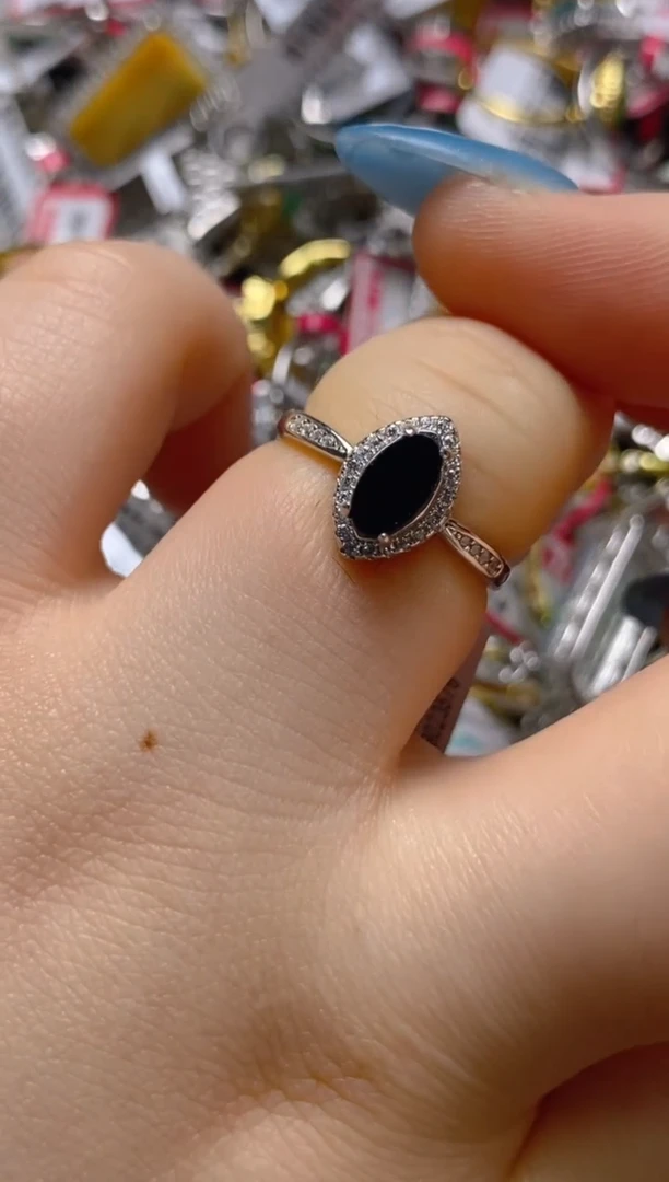 银S925镶嵌戒指翡翠百内无证书