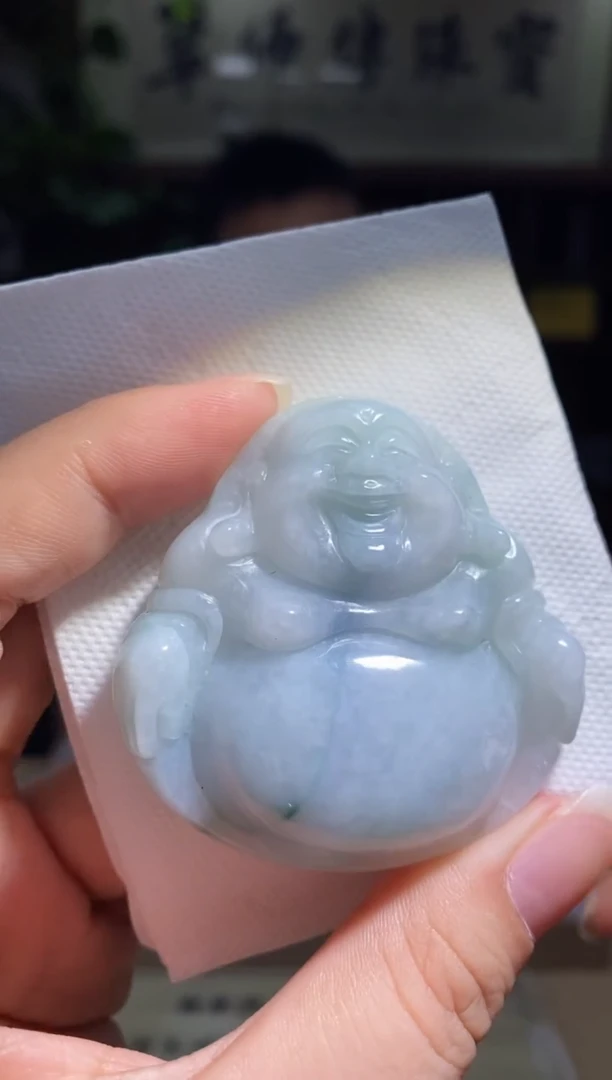 翡翠未镶嵌颈饰佛公