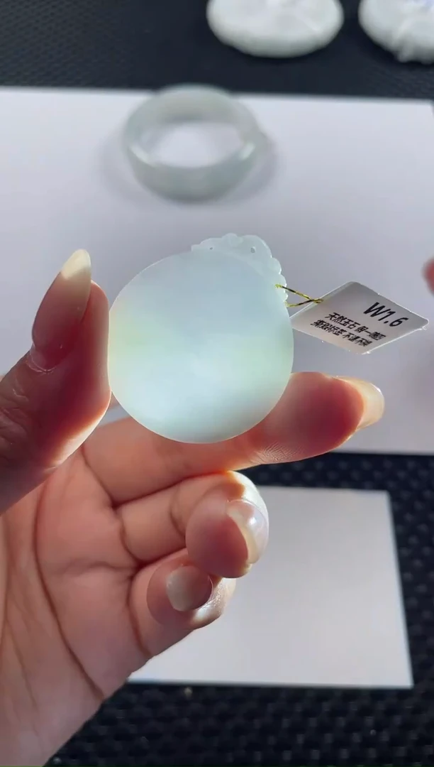 颈饰未镶嵌翡翠基地发货H 0423