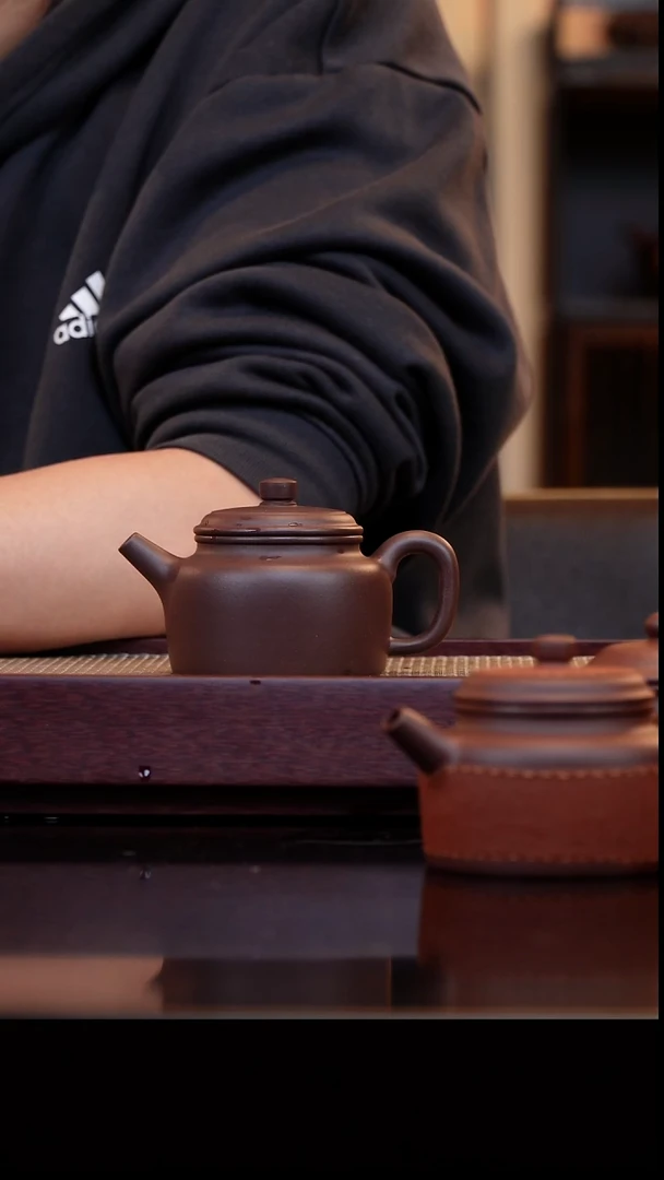 茶壶紫砂紫泥德钟180cc